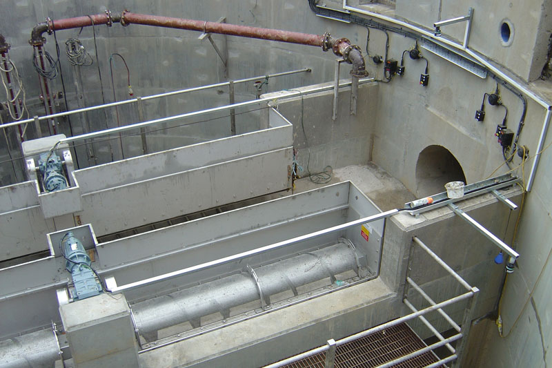 concrete-2 image of steel fibre reinforced concrete being used in concrete beams