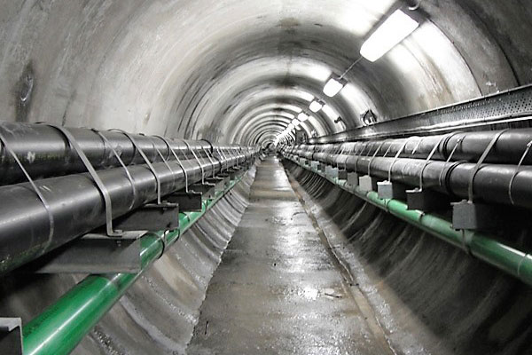 Tunneling and Pipejacking